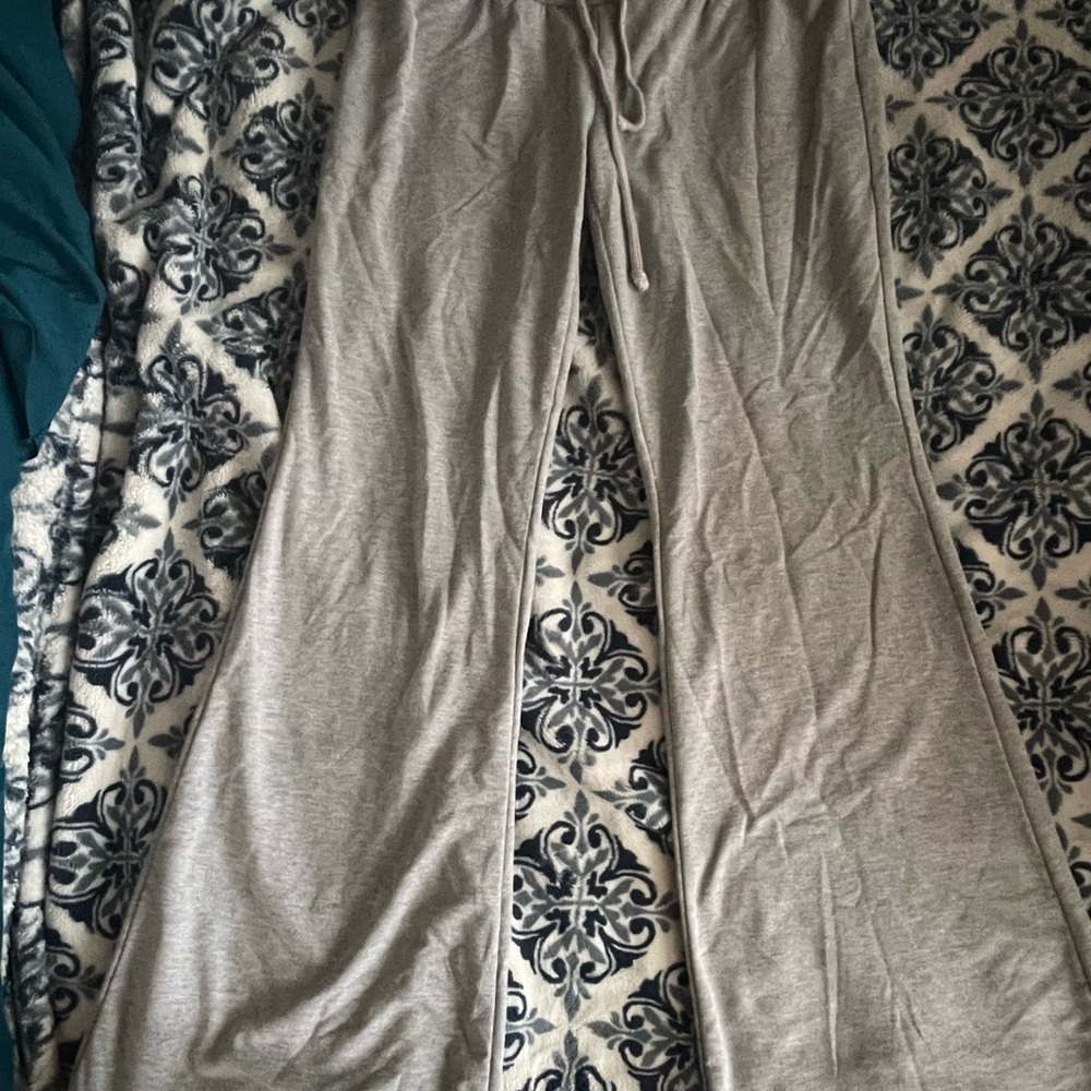 SHEIN Gray Flare & Wide Leg Jeans